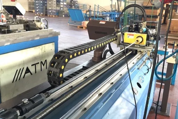 3 Eksen CNC Boru Kıvırma Makinesi — TOYER Fabrika ve İmalat Görseli 1