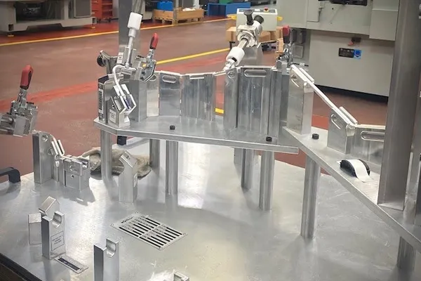 Boru Kontrol Fikstürü — TOYER Makine İmalatı ve Fabrika Alanı