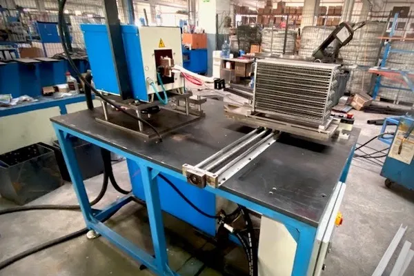 İndüksiyon Kaynak Makinesi — TOYER Makine İmalatı ve Fabrika Alanı