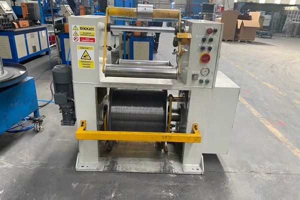 Automatic Coil Decoiler and Straightener Machine Front View — TOYER